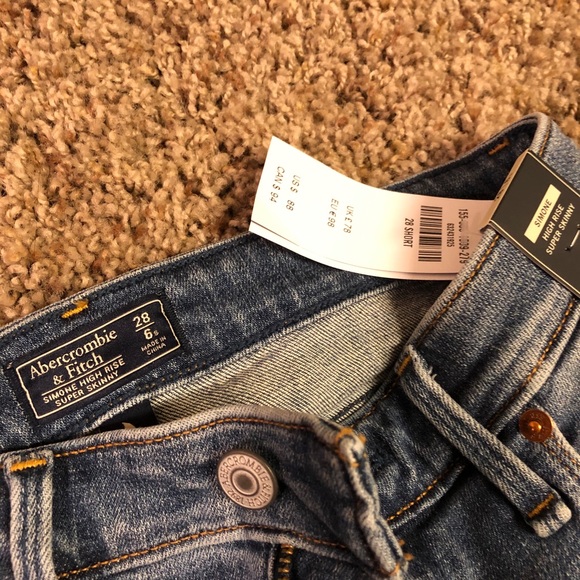 Abercrombie and Fitch high rise skinny jeans - Picture 3 of 3